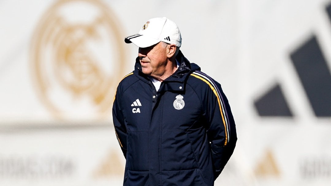 Ancelotti pasa de Mbappé