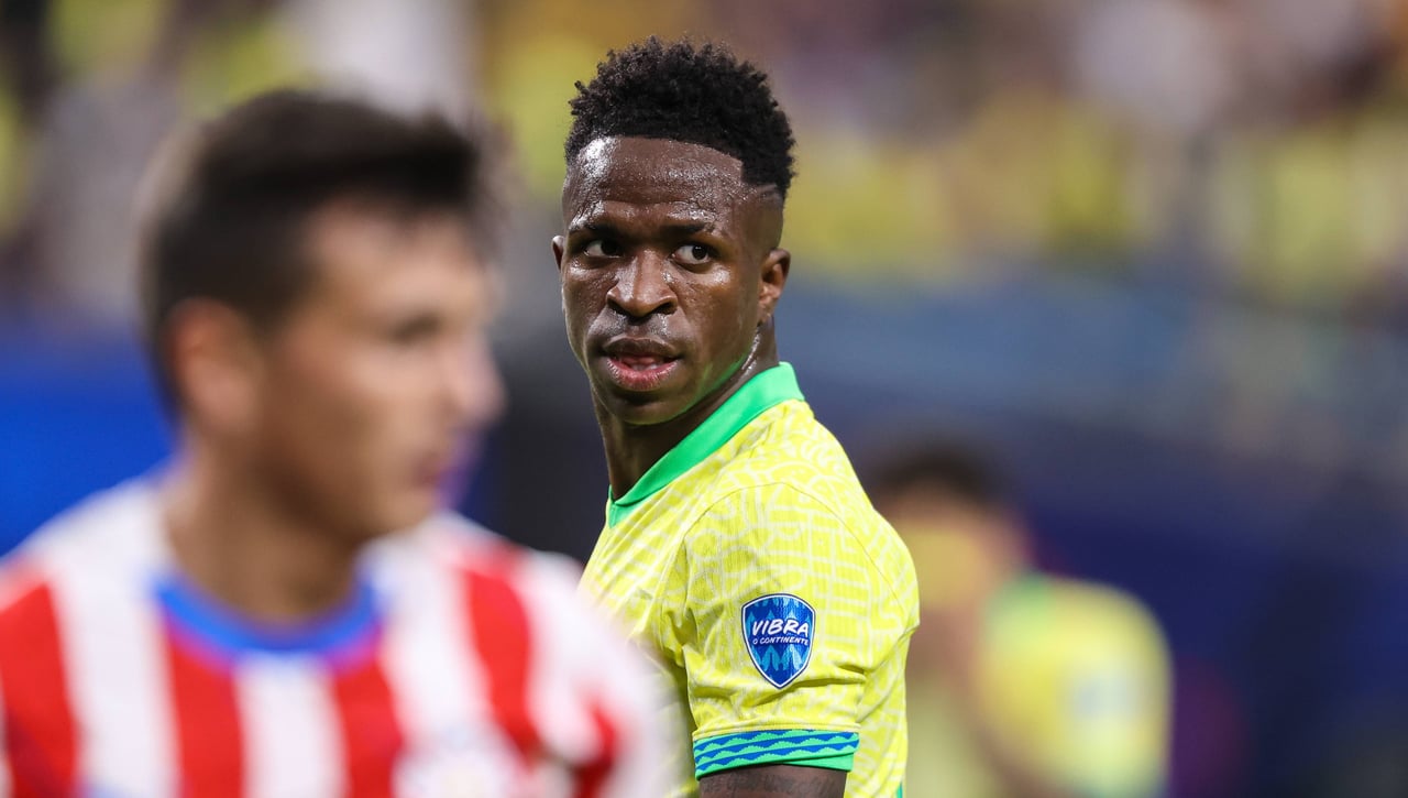 Sacuden a Vinicius y el brasileño responde