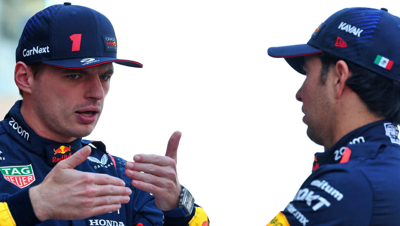 Mientras Red Bull duda, Max Verstappen hunde más a 'Checo' Pérez