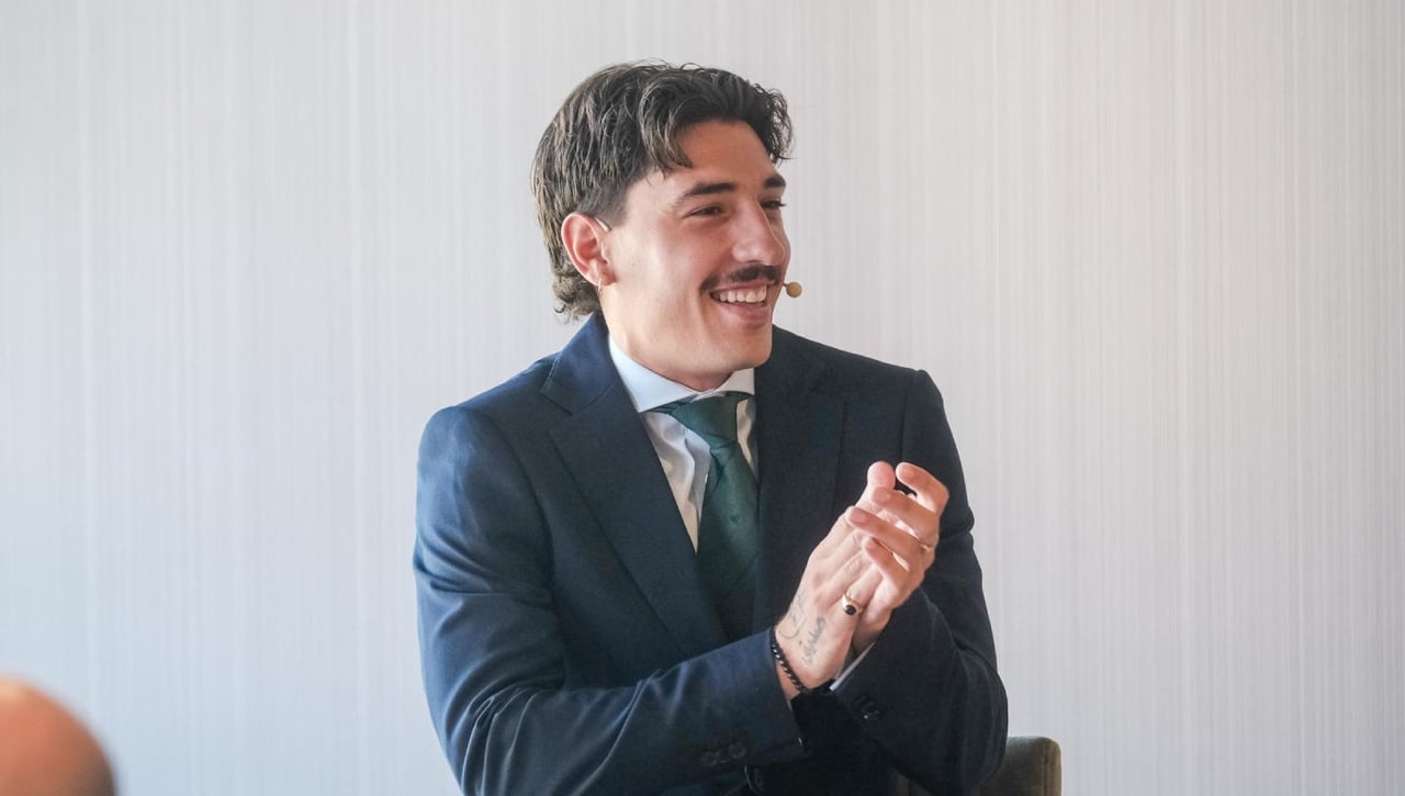 Héctor Bellerín, en la presentación: “Volver aquí es lo más grande que me ha pasado en mi carrera”