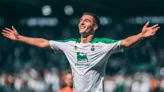 Las intenciones con Karrikaburu