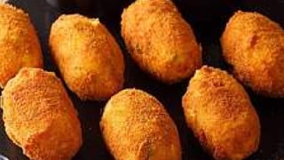Sevilla se prepara para Croqueta Crush 2025: fechas, lugar y detalles del festival más crujiente