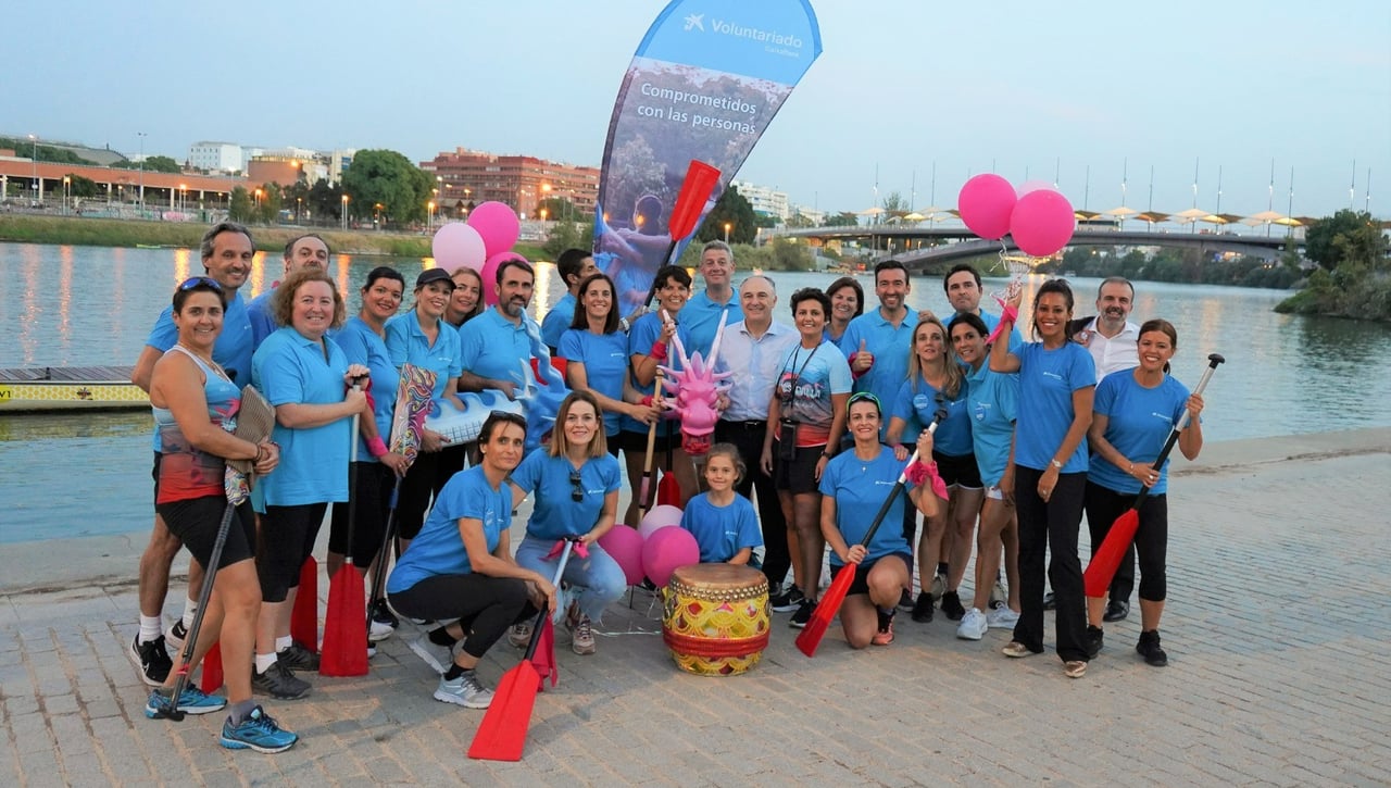 CaixaBank rema en Sevilla en la lucha contra el Cáncer de Mama