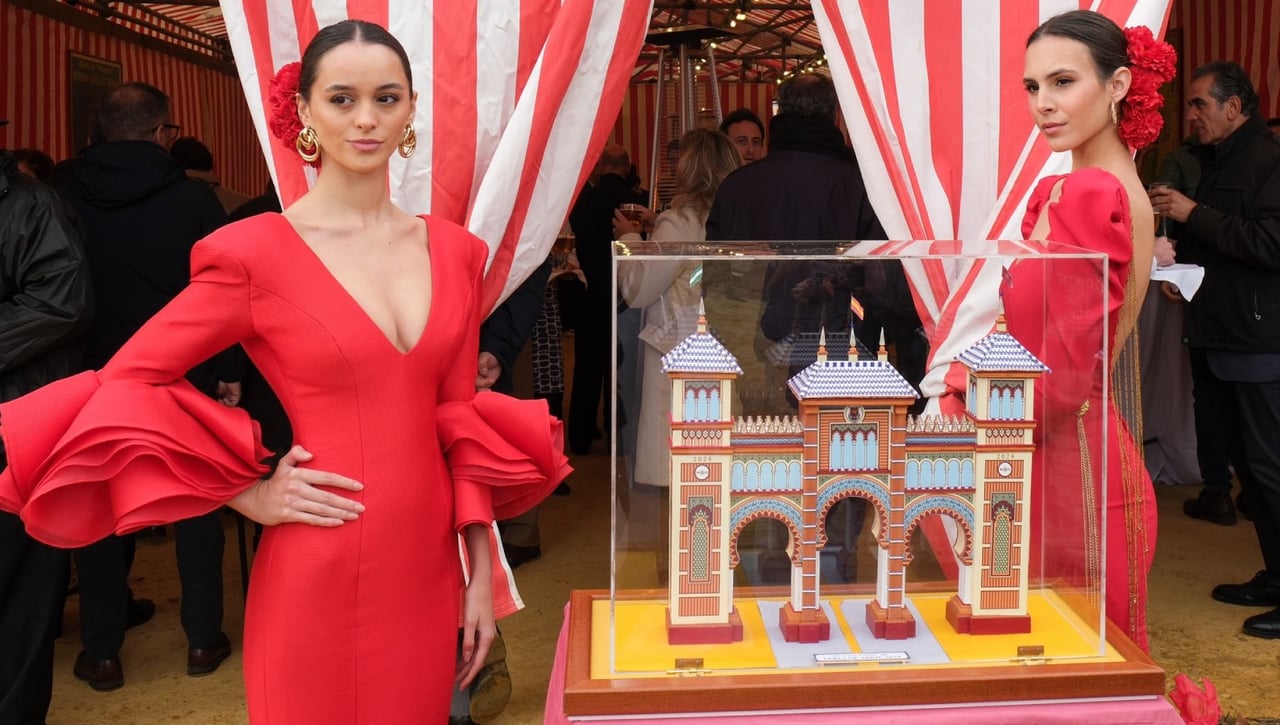 Sevilla empieza el montaje de la Feria de Abril 2024 antes de Navidad