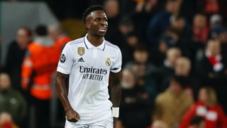 A Vinicius le sale un defensor en su próximo rival