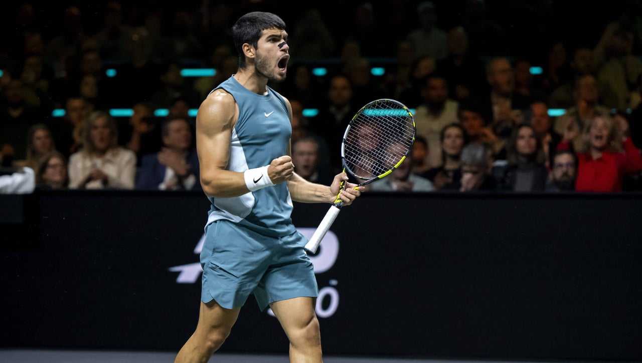 Carlos Alcaraz derriba su muro en Rotterdam 