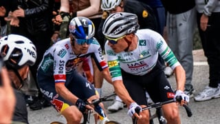 Juan Ayuso alza la voz y señala a Roglic