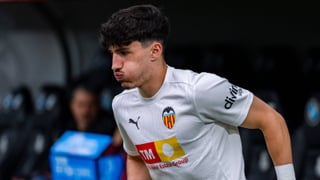 Diego López aprieta al Valencia: ultimátum a su renovación