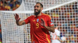 El motivo de la suplencia de Borja Iglesias ante el Alavés, según Giráldez