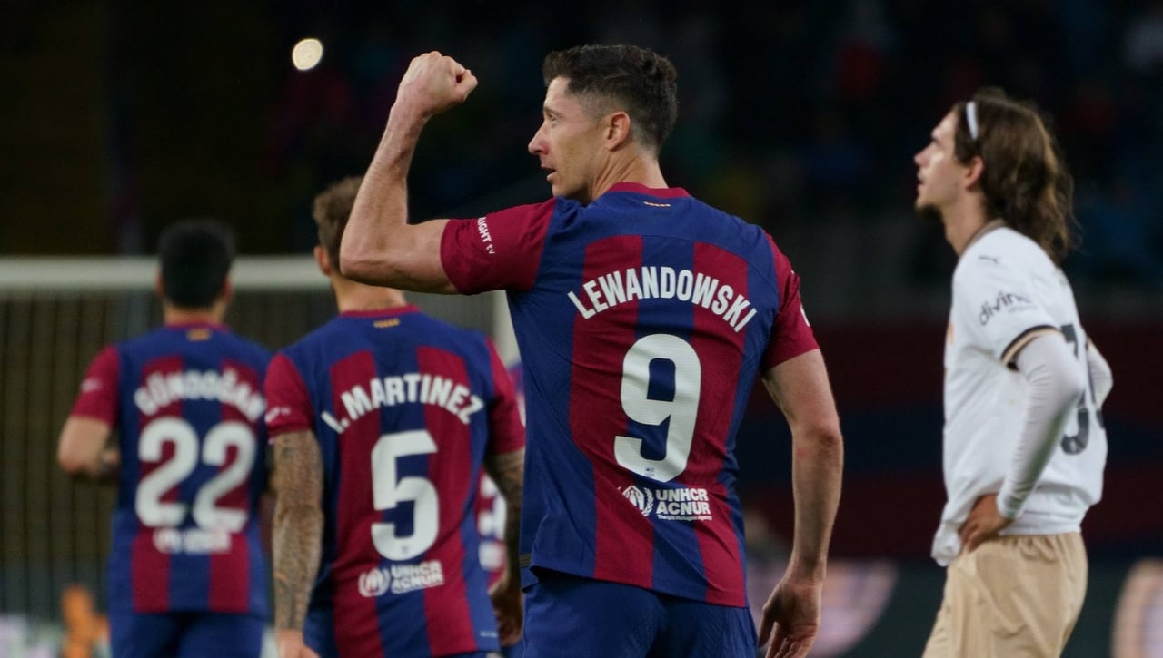 Hansi Flick, pendiente del estado físico de Lewandowski