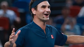Roger Federer deslumbra en el Masters 1.000 de Shanghái con su regreso a las pistas