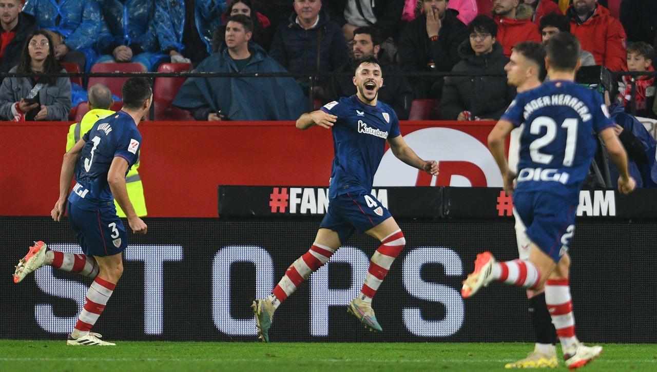 La Premier quiere llevarse ya a Paredes y el Athletic toma una decisión