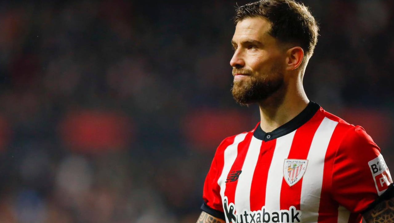 Iñigo Martínez reflexiona en la selección y toma su decisión