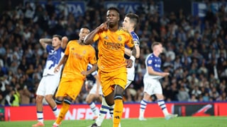 Real Sociedad 0-2 Real Madrid: La madera y los penaltis aúpan a los blancos