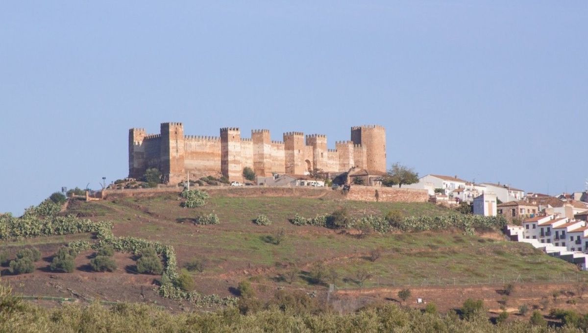 En Andalucía puedes viajar en el tiempo y visitar el Castillo más antiguo de toda España