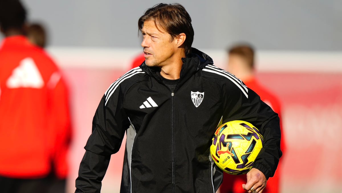 Almeyda rechaza pedir fichajes para el Sevilla FC en el mercado invernal: "A ver si llego yo a Navidad..."