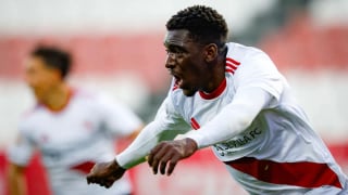 Malos tiempos para ser delantero del Sevilla: "Mis lágrimas al marcar son de liberación", confiesa Ibra Sow  