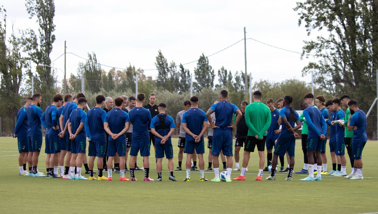 El Betis, que trabaja ya en Mendoza, prepara varios actos de respeto y cercanía en la gira