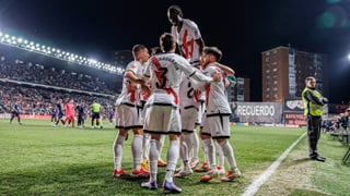 Plantilla completa del Rayo Vallecano en la temporada 2024-25. Todos los jugadores y entrenador del equipo franjirrojo