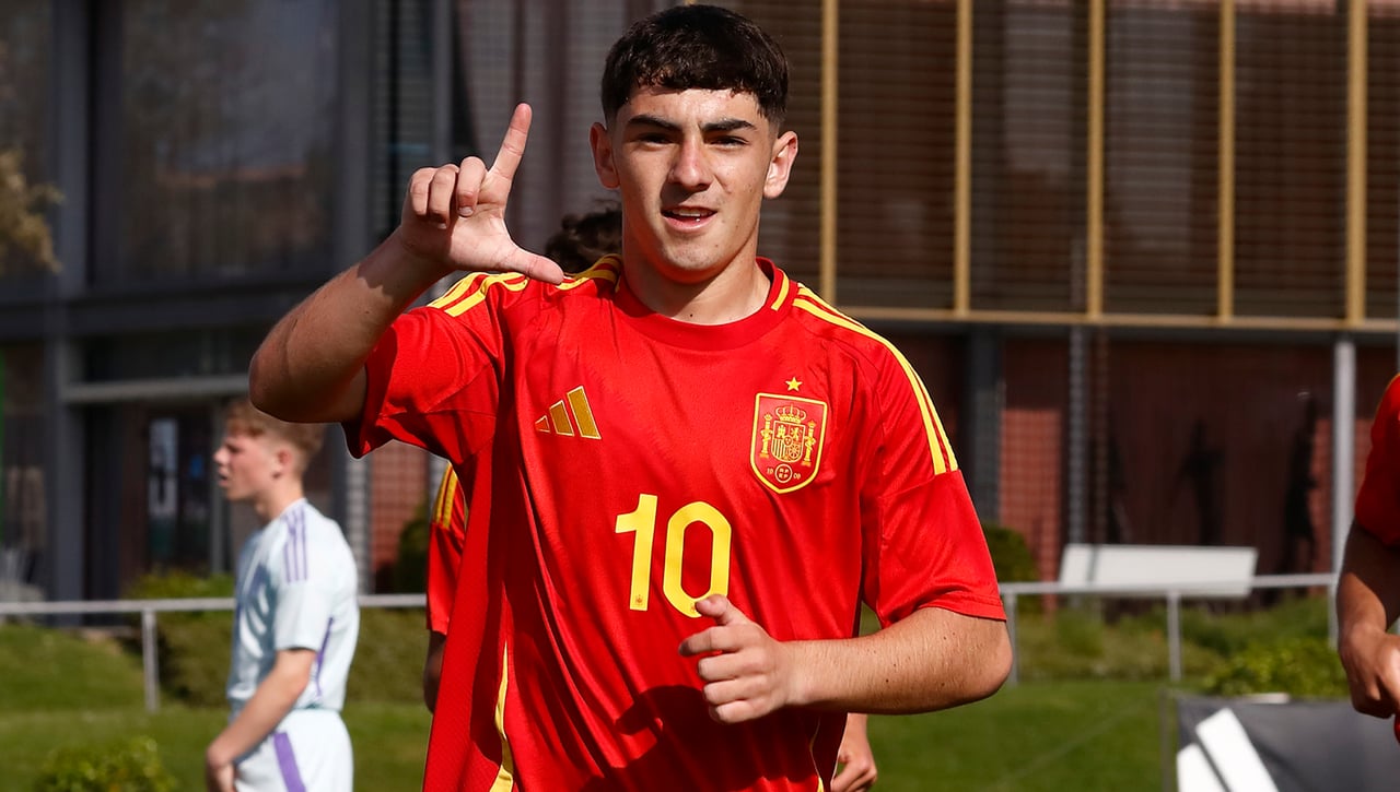 La perla del Sevilla que deslumbra con España a base de goles