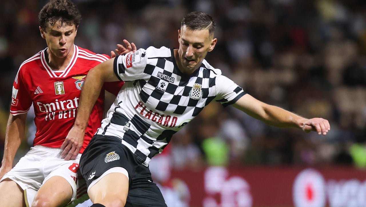 Bozenik se mete en un lío por su no fichaje por el Sevilla