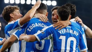 Un futbolista del Deportivo de La Coruña se cae de unas rocas por un selfie y es rescatado en helicóptero