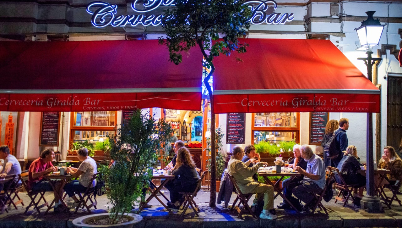 La Junta de Andalucía decidirá en mayo si impone la tasa turística