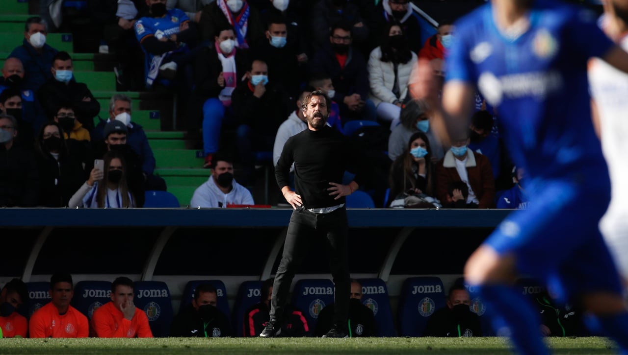 Quique Sánchez Flores se queda solo