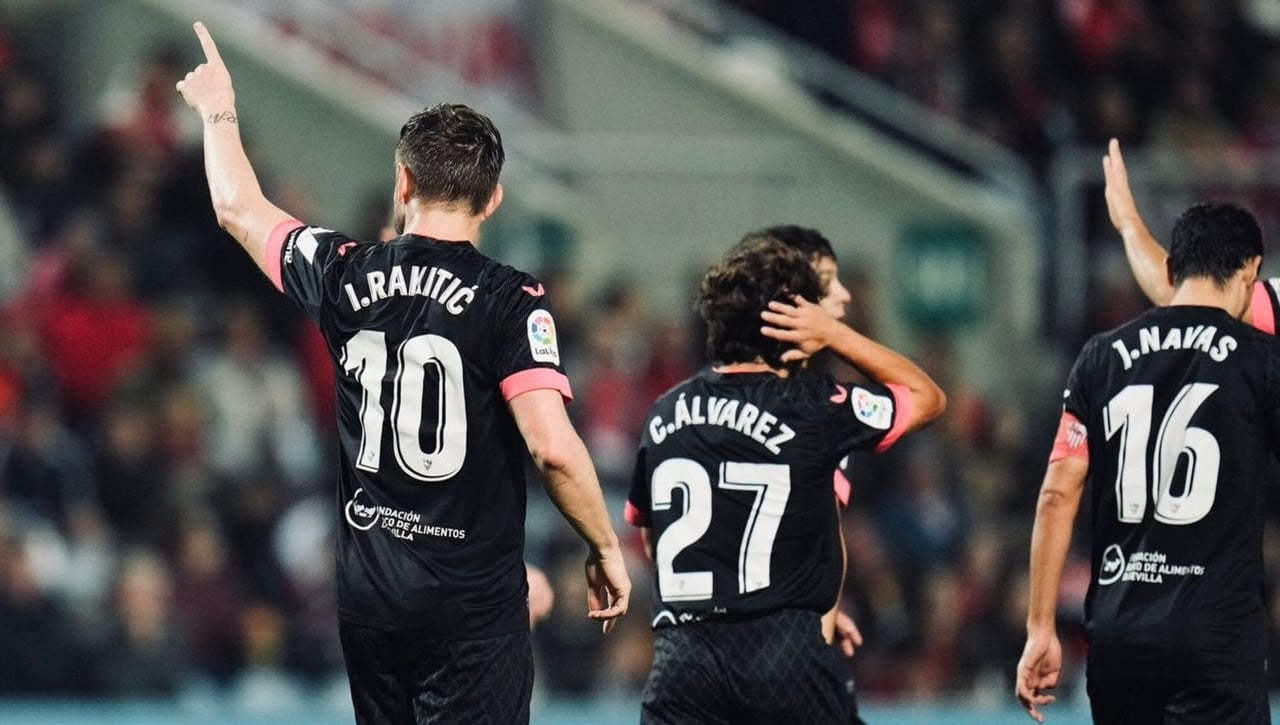 Benfica 0-1 Sevilla: Sonríe con lo puesto y un filial que siempre da la cara