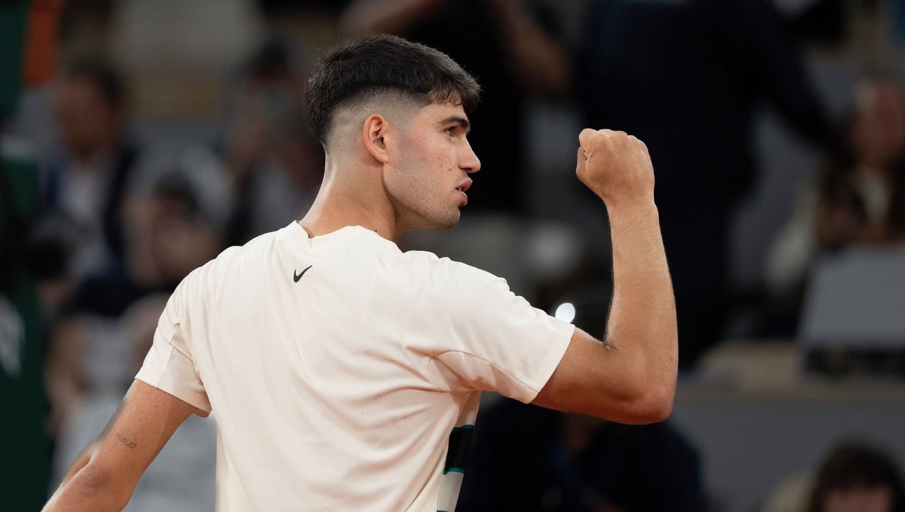 Alcaraz - Dzumhur: Resultado y resumen del partido de tercera ronda de Roland Garros 2025