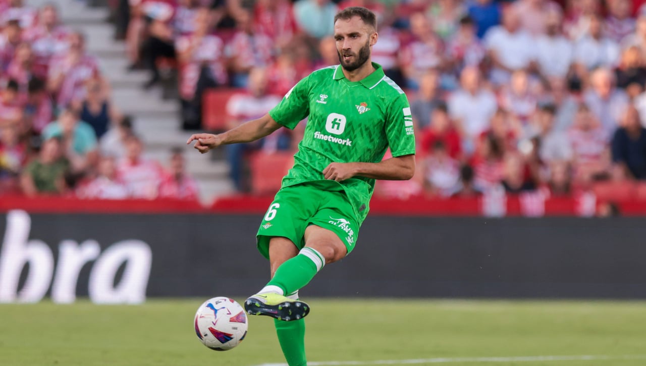 Conversaciones con Pezzella y una amenaza latente