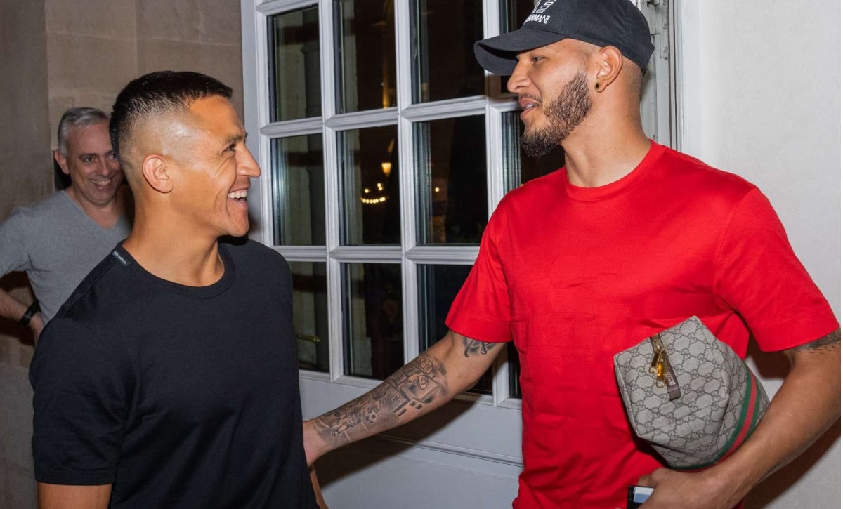 Ex del Granada, brilló en su debut con el Marsella y ahora le sale un duro competidor en la delantera