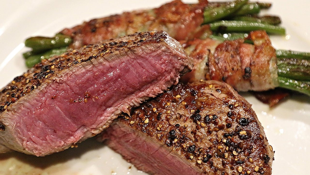 La carne mucho más barata que el solomillo que nadie conoce y los carniceros se llevan a casa