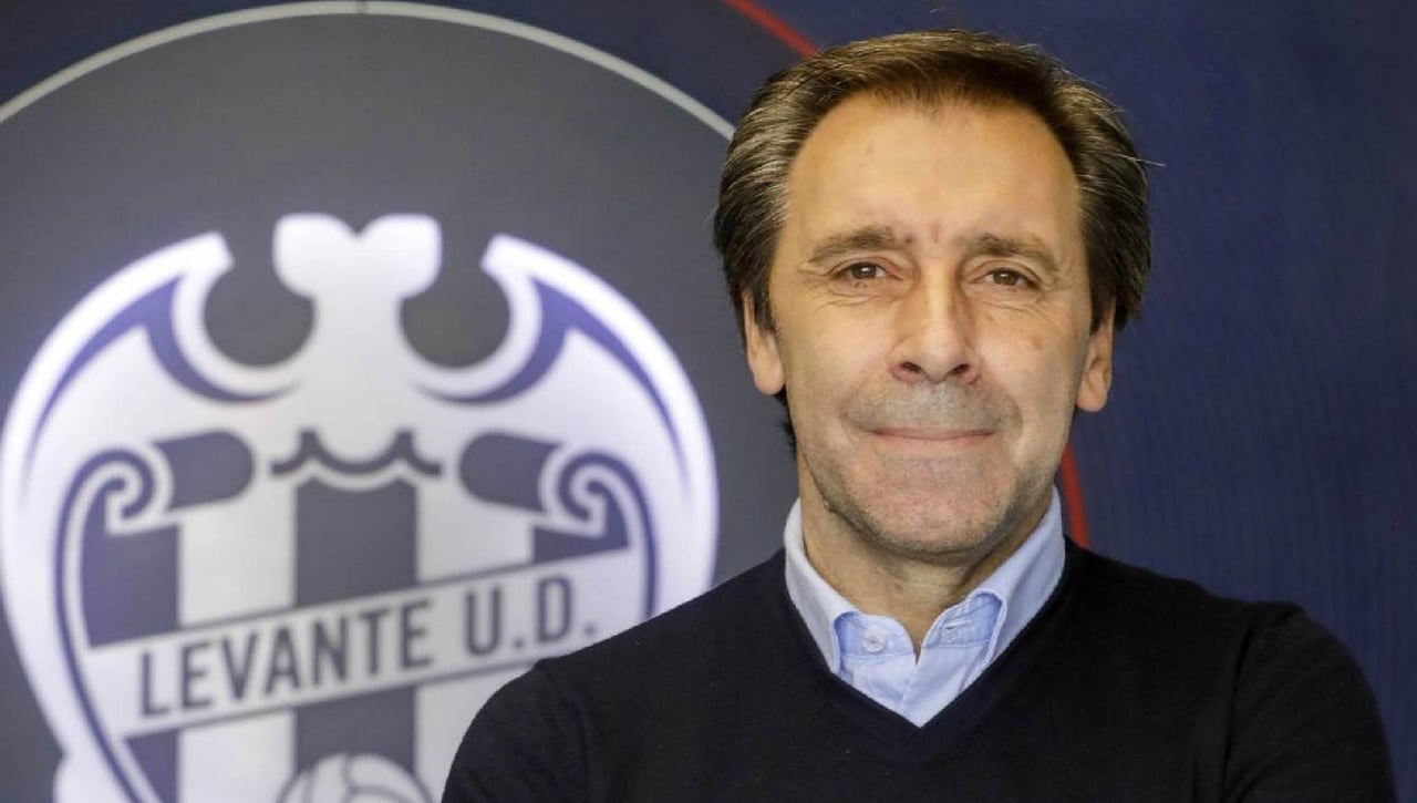 Bombazo: Miñambres se marcha