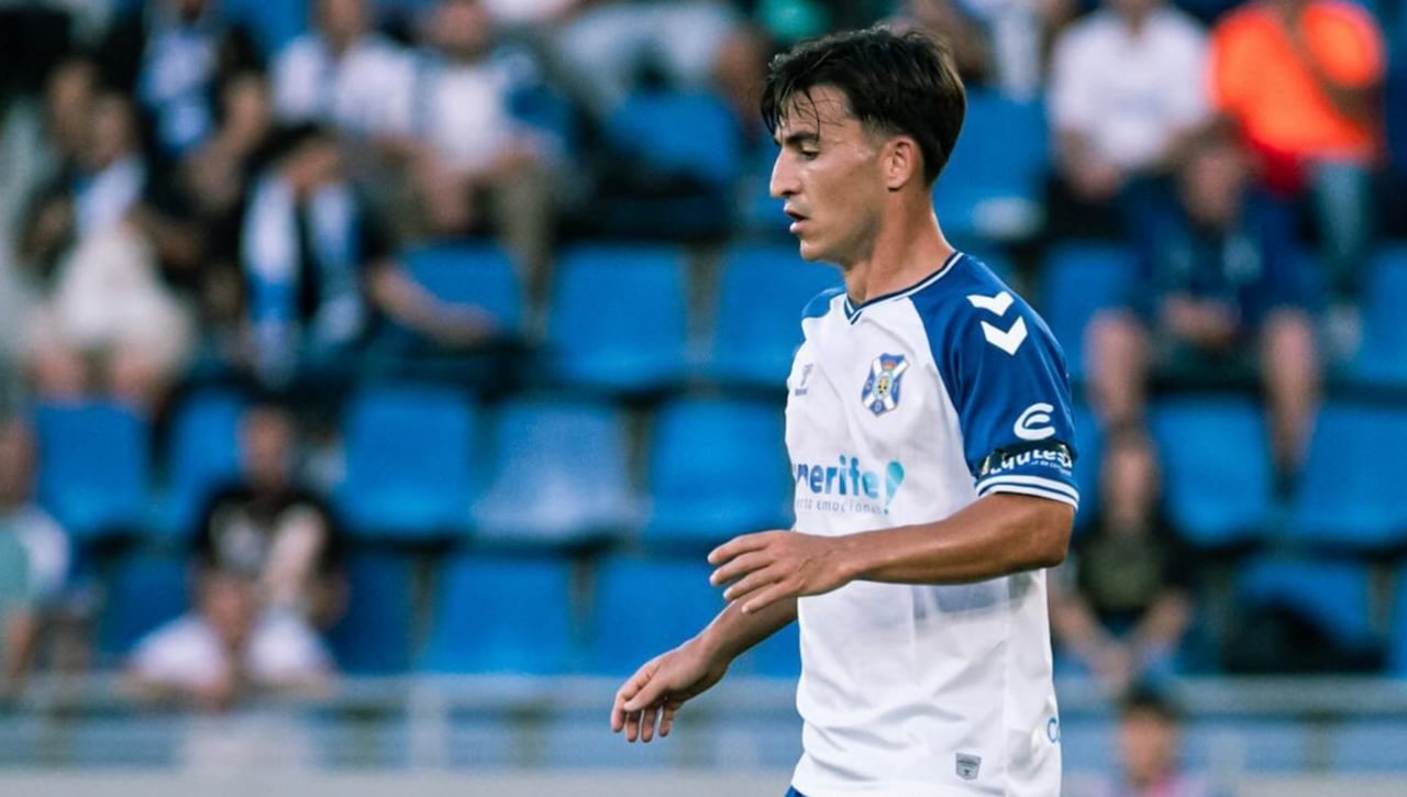 El Racing de Ferrol cierra el fichaje de Aitor Buñuel