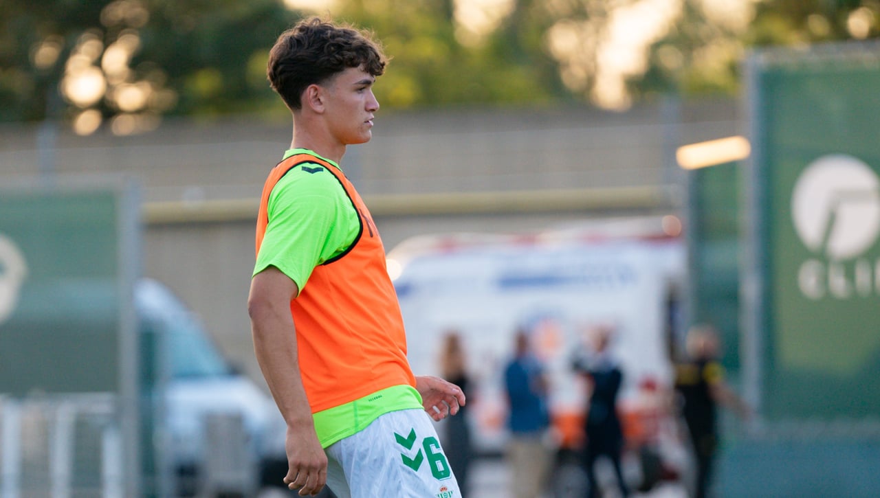 La lista de convocados de Pellegrini ante el Mallorca, con dos bajas y una novedad