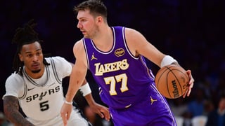 Luka Doncic alza la voz ante sus 'haters' en la noche de las grandes sorpresas