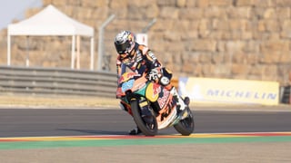 José Antonio Rueda lleva Sevilla a lo más alto en Moto3