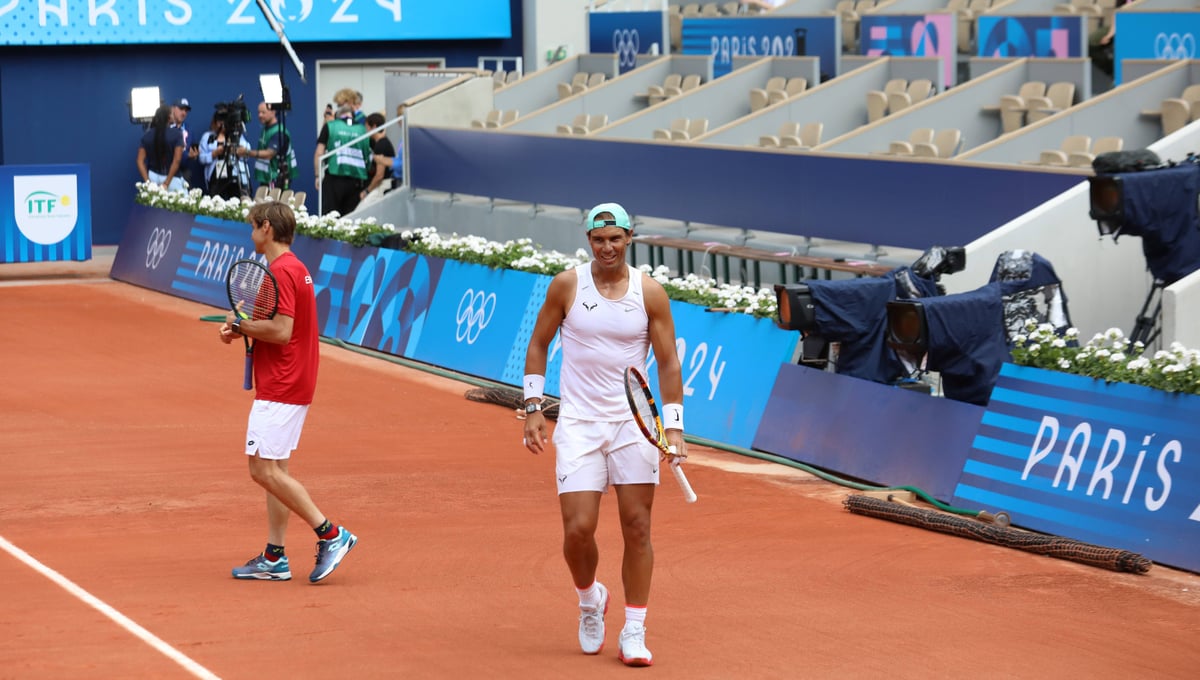 Rafa Nadal en duda por unas molestias en el muslo