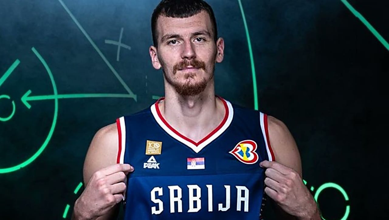 ¡Drama en el Mundial! Un jugador serbio pierde un riñón