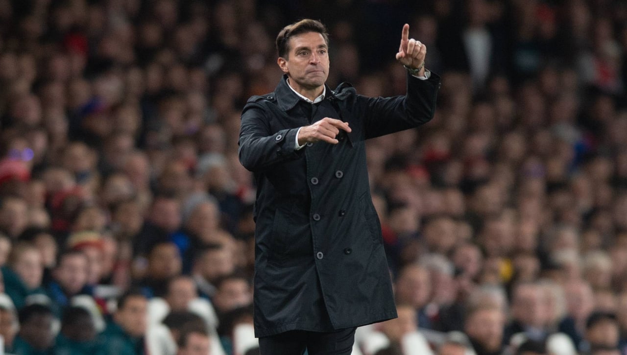 Diego Alonso se agarra al derbi para cambiarlo todo en el Sevilla