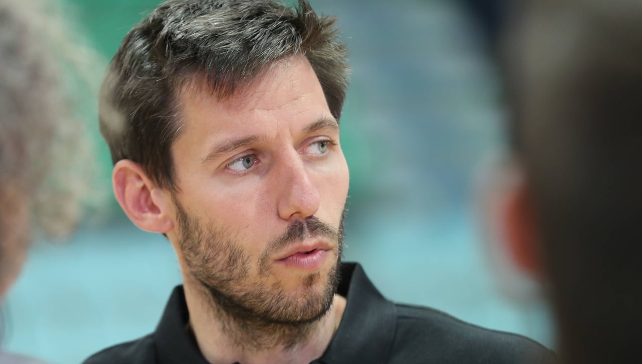 El Valencia retirará su camiseta