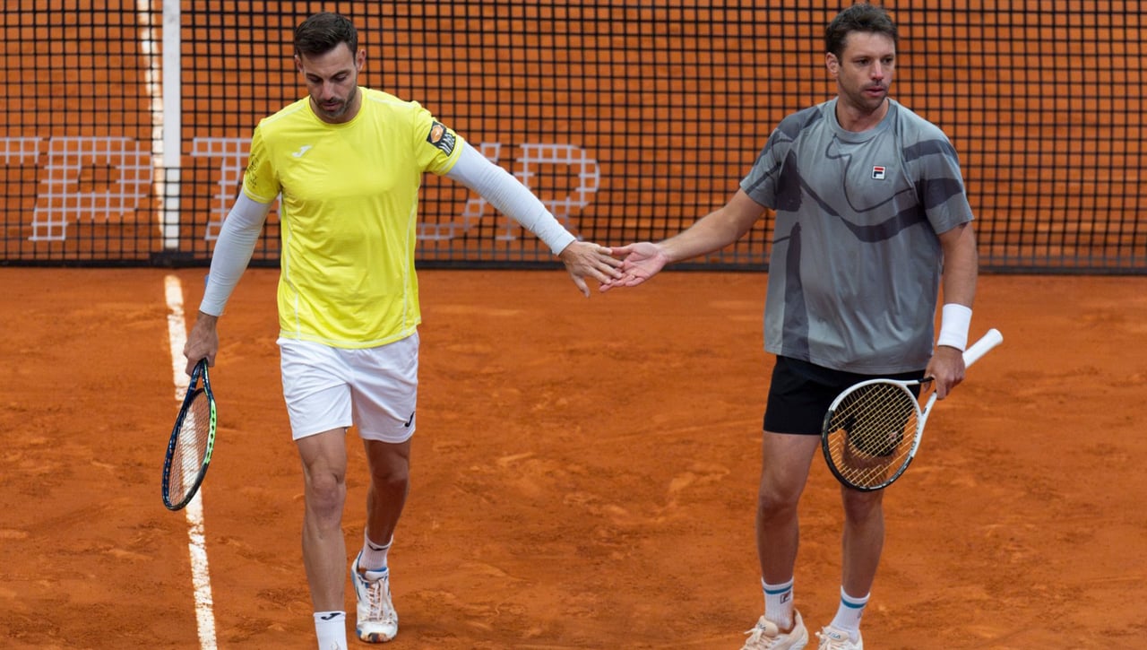 El tenis español ya tiene una final en Roland Garros