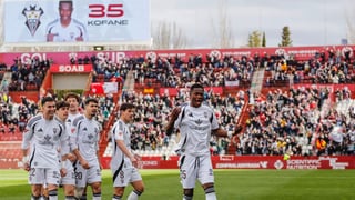 Sevilla y Betis encabezan la terna para fichar a la gran revelación de 2025