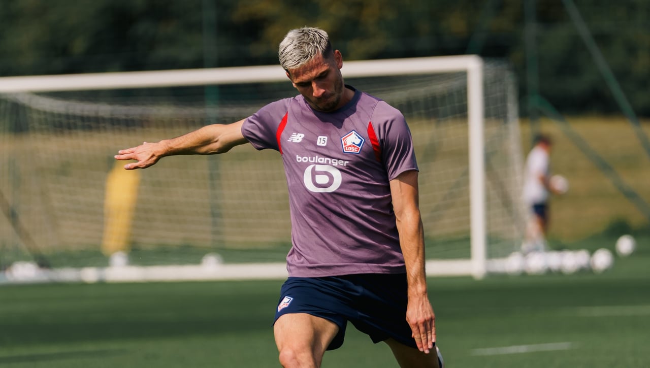 Perraud, ex del Betis, es criticado en el Lille