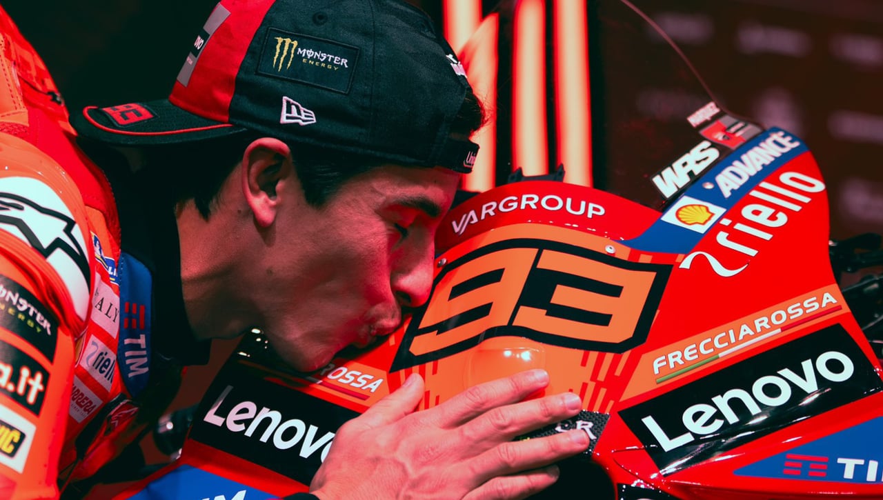 Marc Márquez visita España otra vez con su Ducati