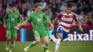 Resumen jornada 18 de LaLiga Hypermotion: El Cádiz se hunde y el Granada aplasta al líder