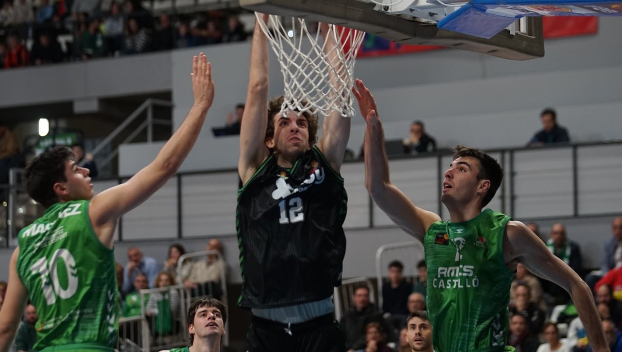 El Betis Baloncesto lo vuelve a hacer frente al Castellón