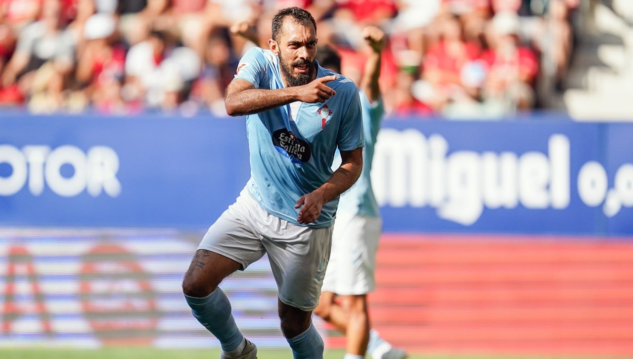 Borja Iglesias sigue sumando y devolviéndole la confianza a Giráldez