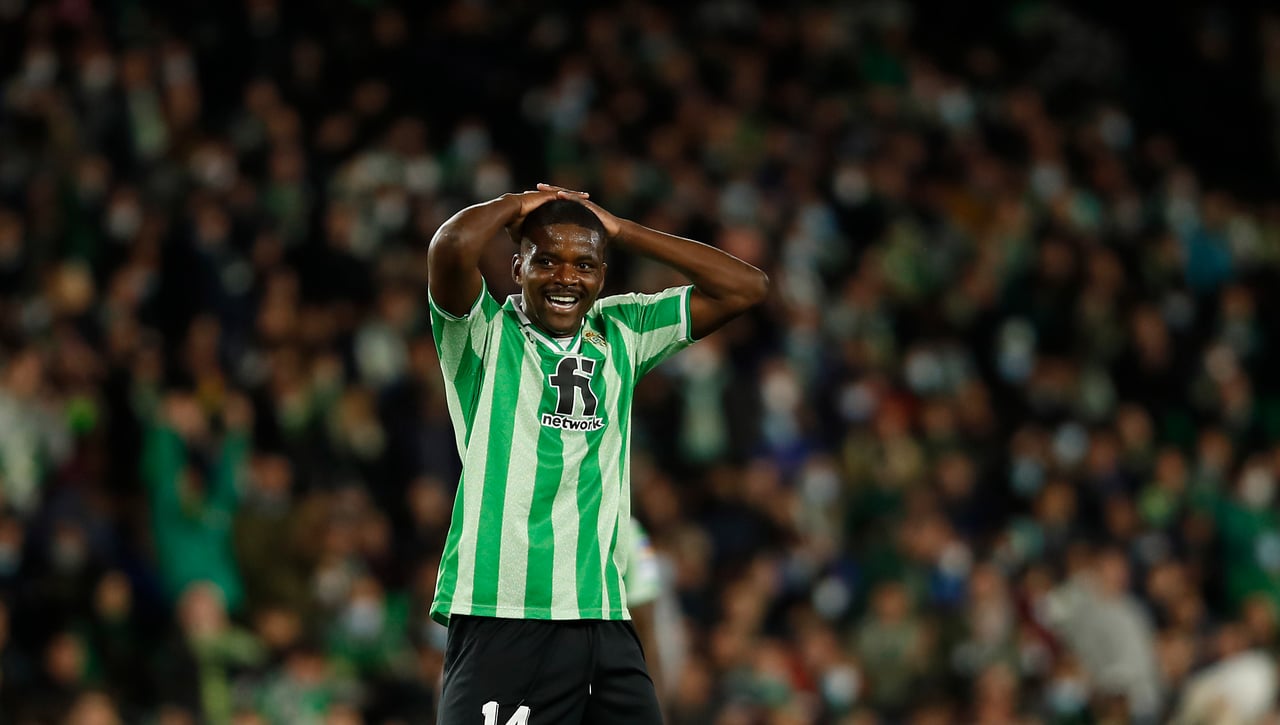 Las posturas de Betis, William Carvalho y sus pretendientes en esta ventana de fichajes